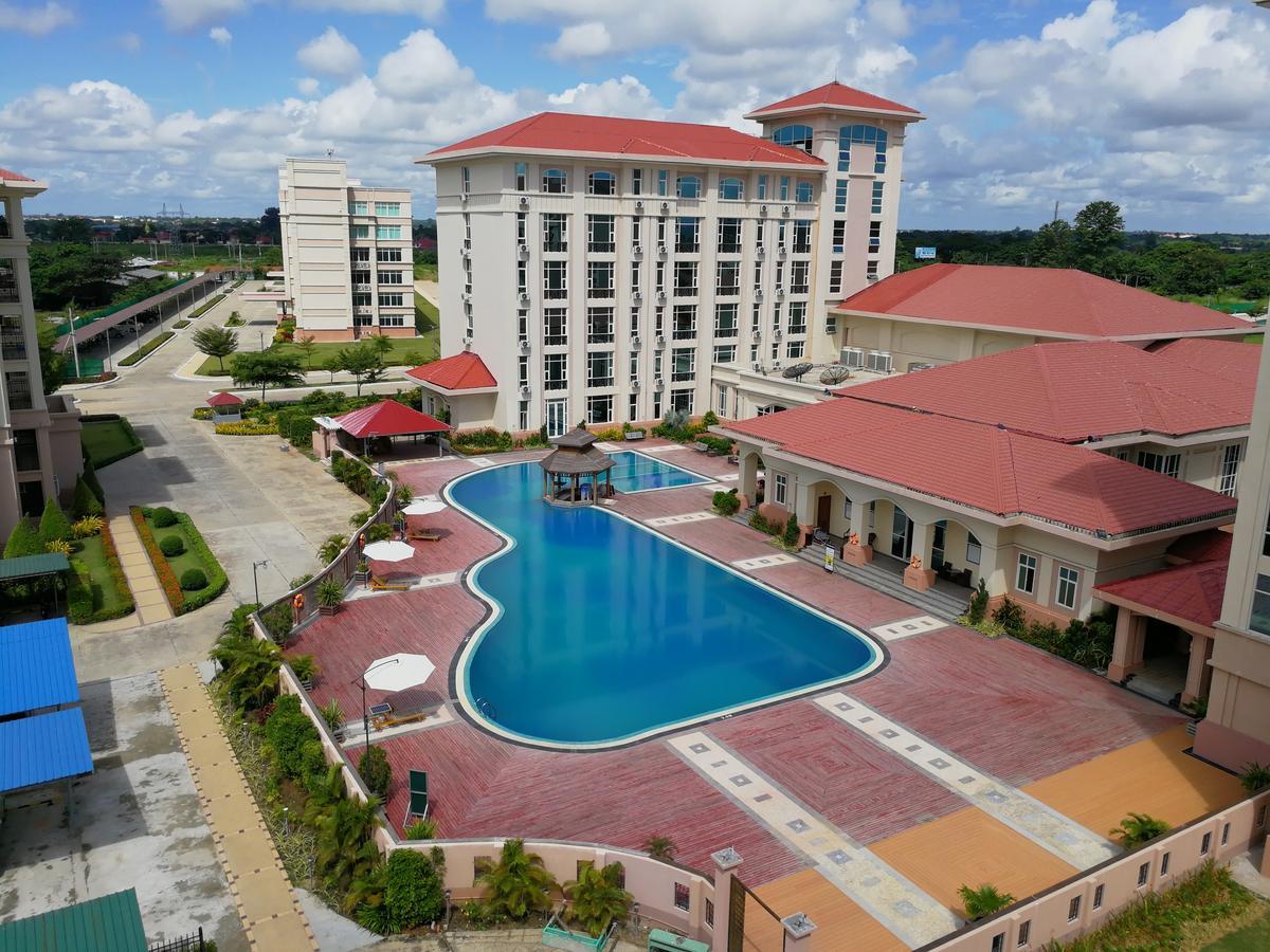 The Hotel Grand Ace Naypyidaw Exterior photo