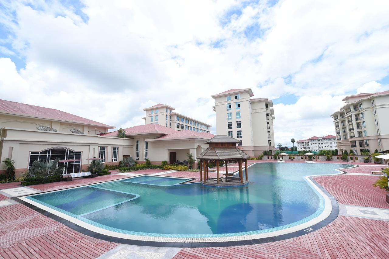 The Hotel Grand Ace Naypyidaw Exterior photo